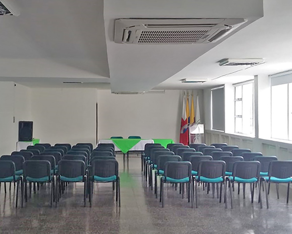 Sala de evento institucional