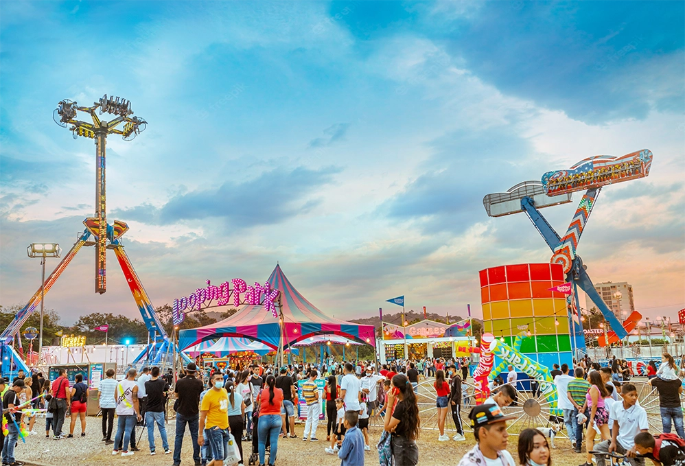 vista panorámica de las atracciones de Looping Park